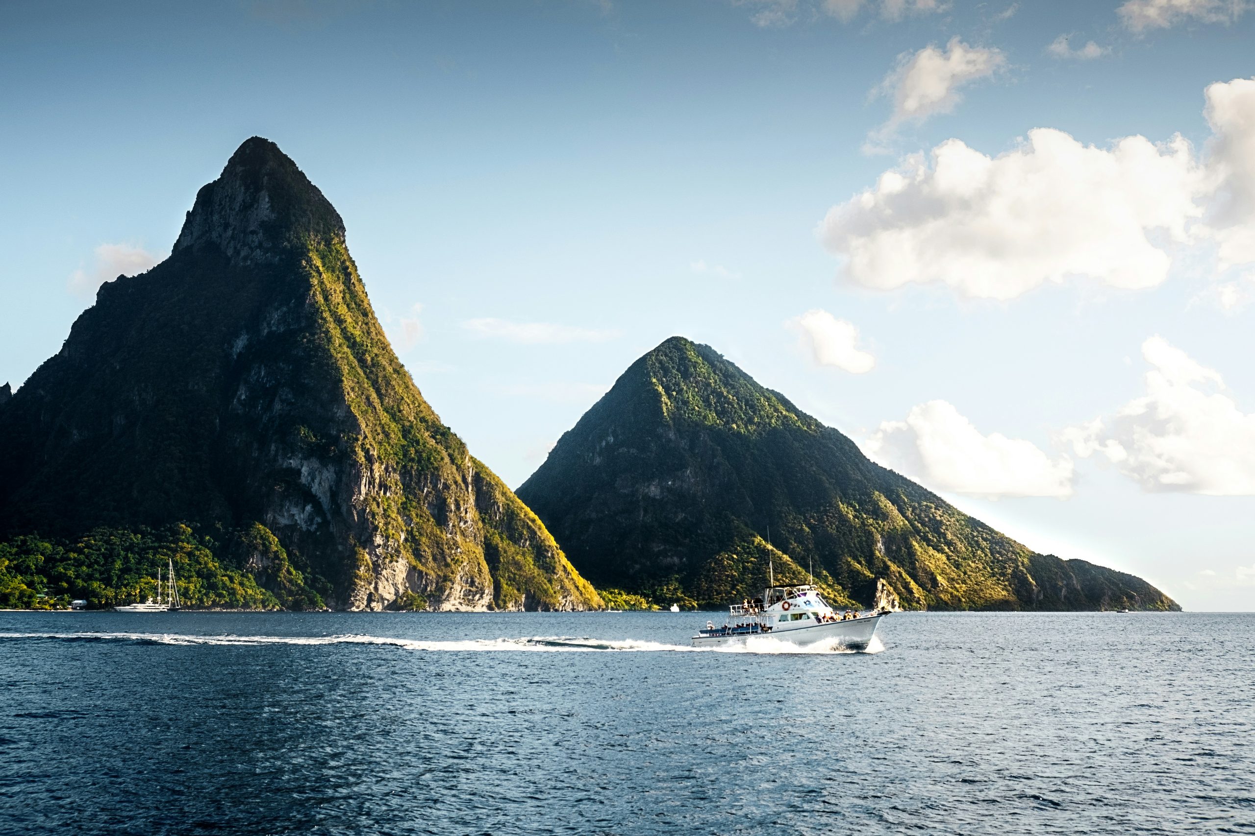 daniel-oberg-EAa8xASFq8I-unsplash