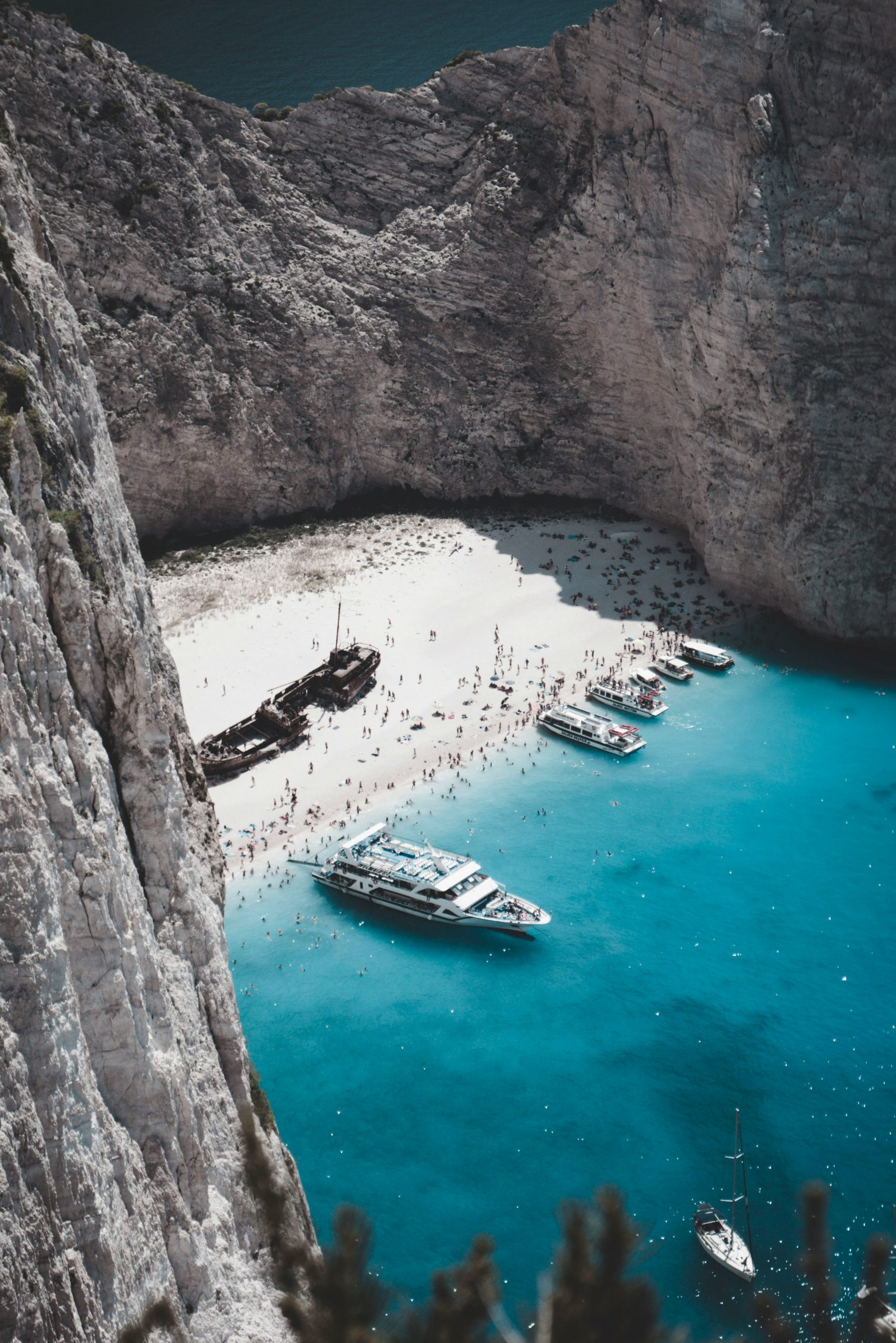 erica-magugliani-miazfAFxGX0-unsplash